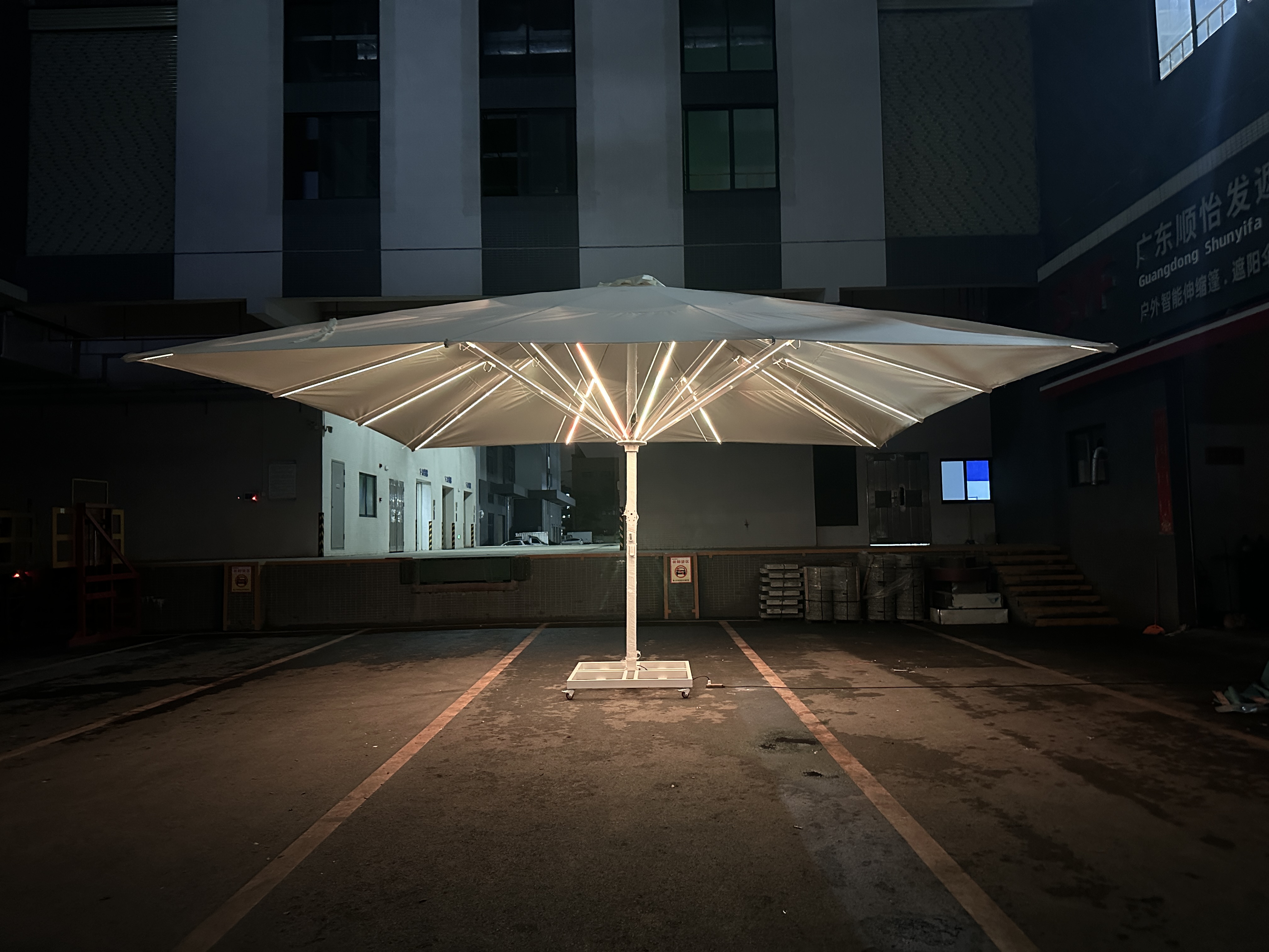 7M Outdoor Furniture LED Umbre - Outdoor Furniture Supplier ulasan dan harga